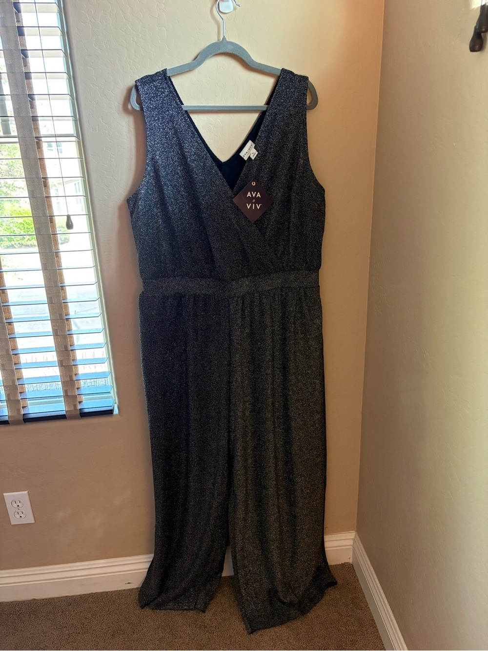 NWT AVA & VIV Black-Gray Sparkle V-Neck Jumpsuit